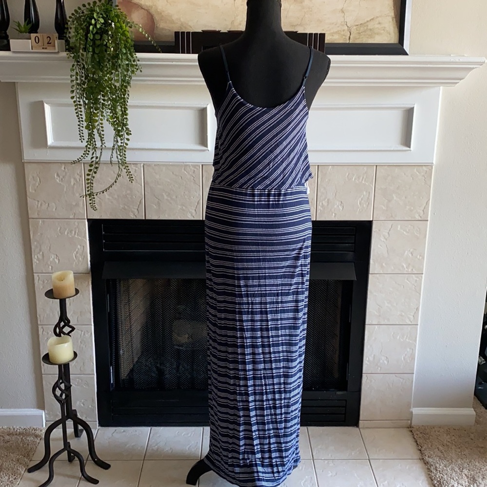 ☀️3/$15  Pink Rose Maxi Dress - Picture 5 of 5